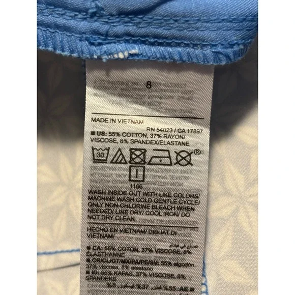 Old Navy Pixie High Rise Shorts Blue White Geometric Starburst Size 8 Womens - Picture 7 of 7